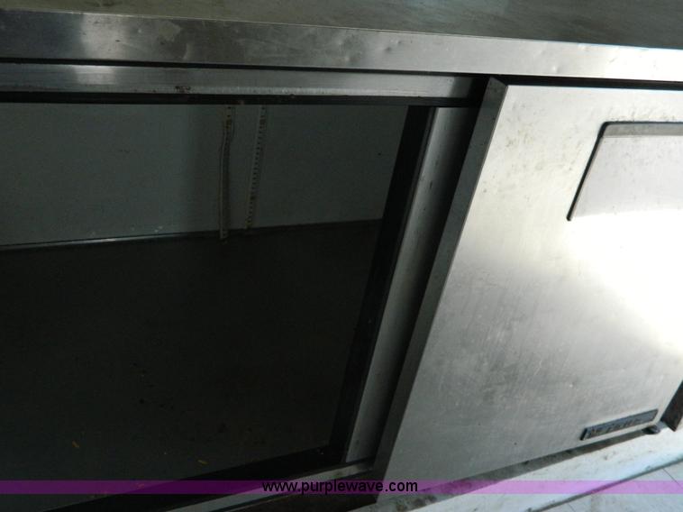 image for item G7906 2006 Haulmark TSC85X24WT2 24' enclosed trailer