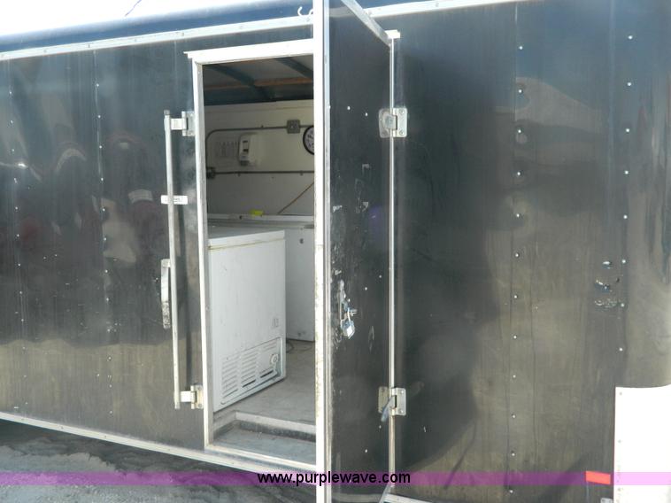 image for item G7906 2006 Haulmark TSC85X24WT2 24' enclosed trailer