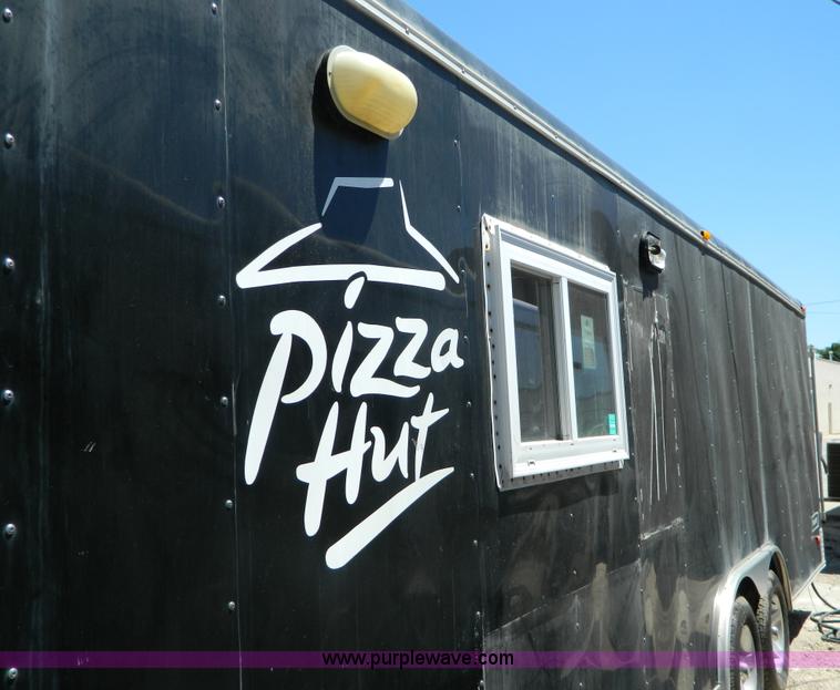 image for item G7906 2006 Haulmark TSC85X24WT2 24' enclosed trailer