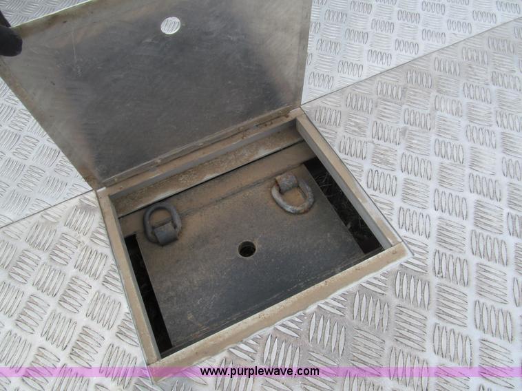 image for item G9679 Highline aluminum flatbed