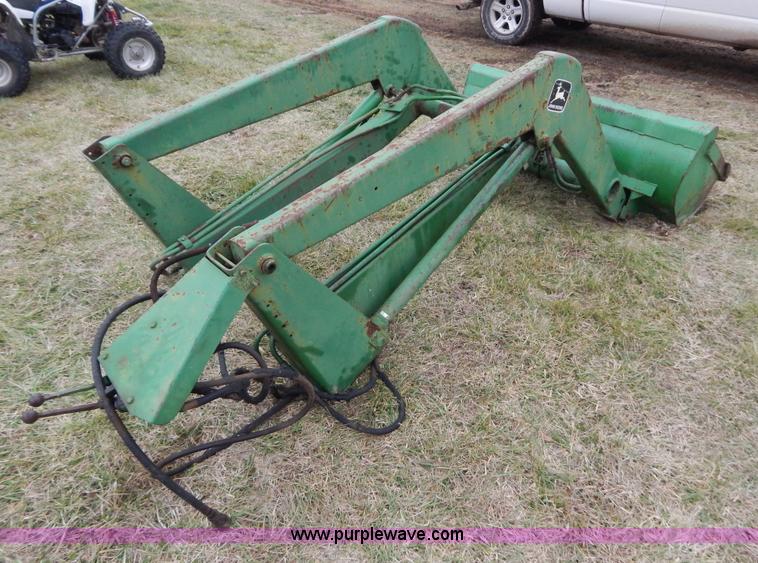 image for item H3860 John Deere 2640 tractor
