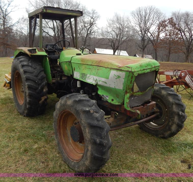image for item H3866 Deutz MFWD tractor