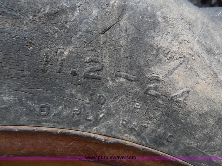 image for item H3866 Deutz MFWD tractor