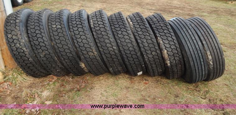 image for item H3880 (10) semi tires