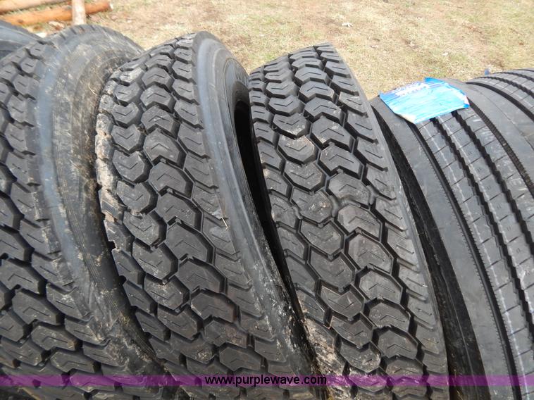 image for item H3880 (10) semi tires