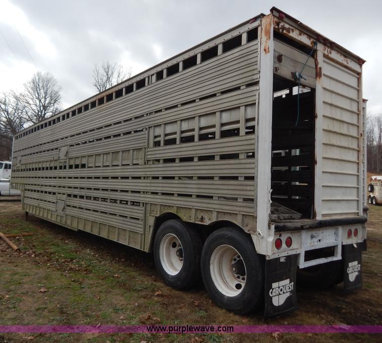image for item H3881 1975 American 48' cattle pot trailer