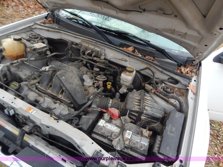 image for item H3887 2008 Ford Escape XLT SUV