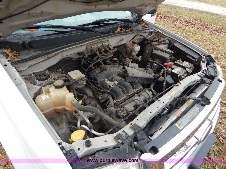 image for item H3887 2008 Ford Escape XLT SUV