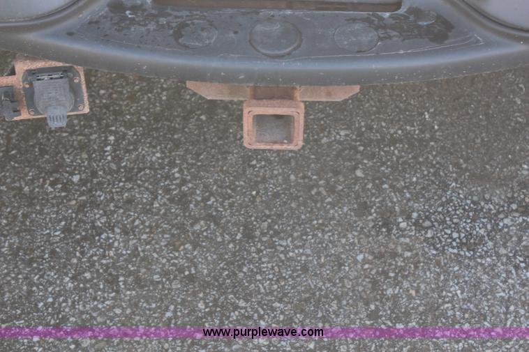 image for item H7780 2003 Ford F150 XL pickup truck