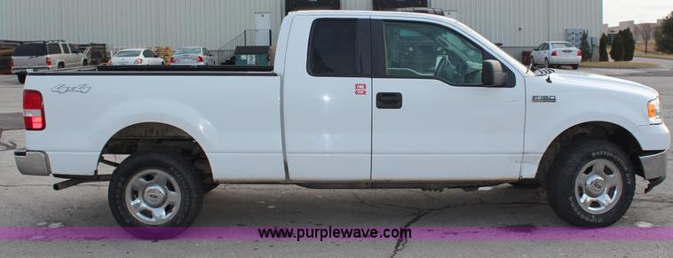 image for item H7784 2007 Ford F150 XLT SuperCab pickup truck