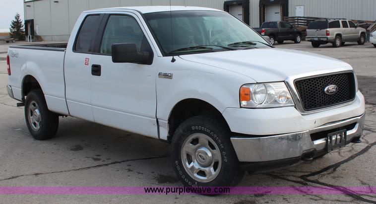 image for item H7784 2007 Ford F150 XLT SuperCab pickup truck