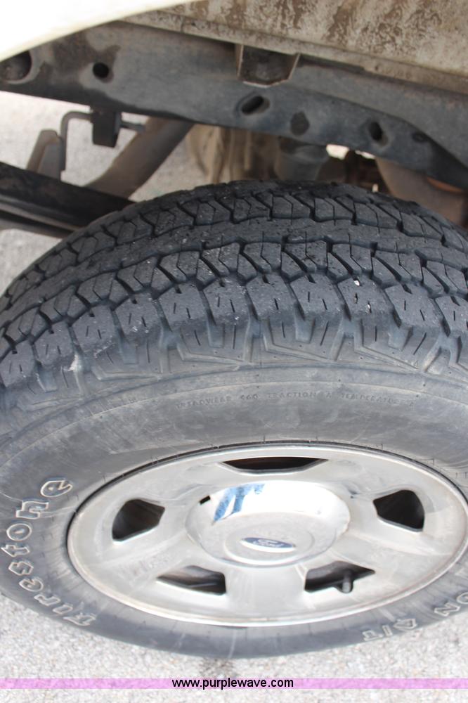 image for item H7784 2007 Ford F150 XLT SuperCab pickup truck