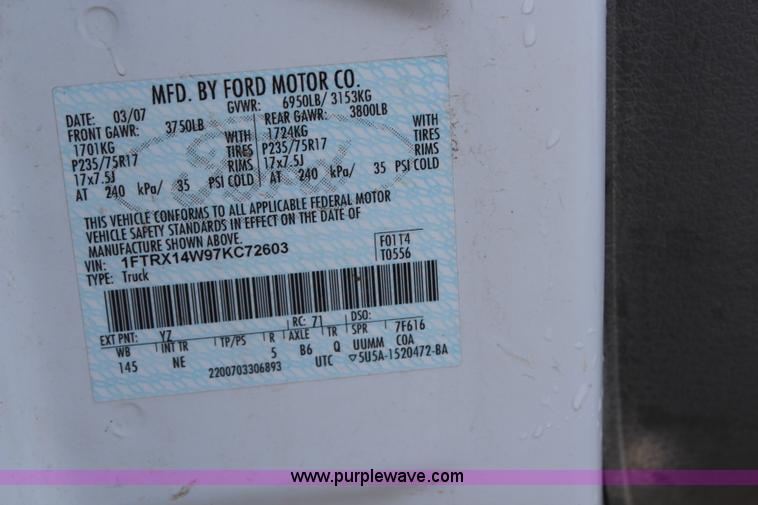 image for item H7784 2007 Ford F150 XLT SuperCab pickup truck