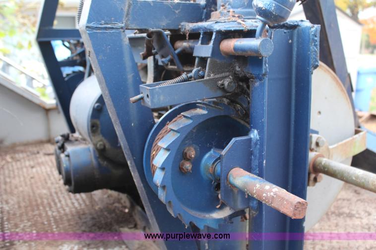 image for item H7949 1972 Chevrolet C60 wrecker truck