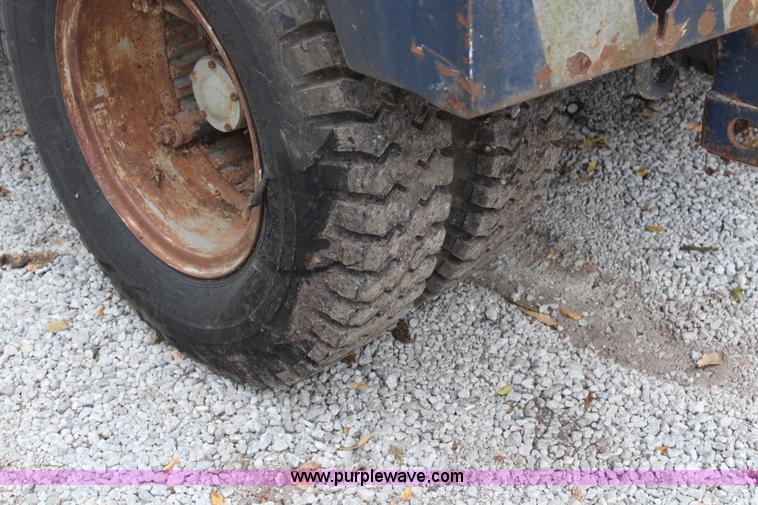 image for item H7949 1972 Chevrolet C60 wrecker truck