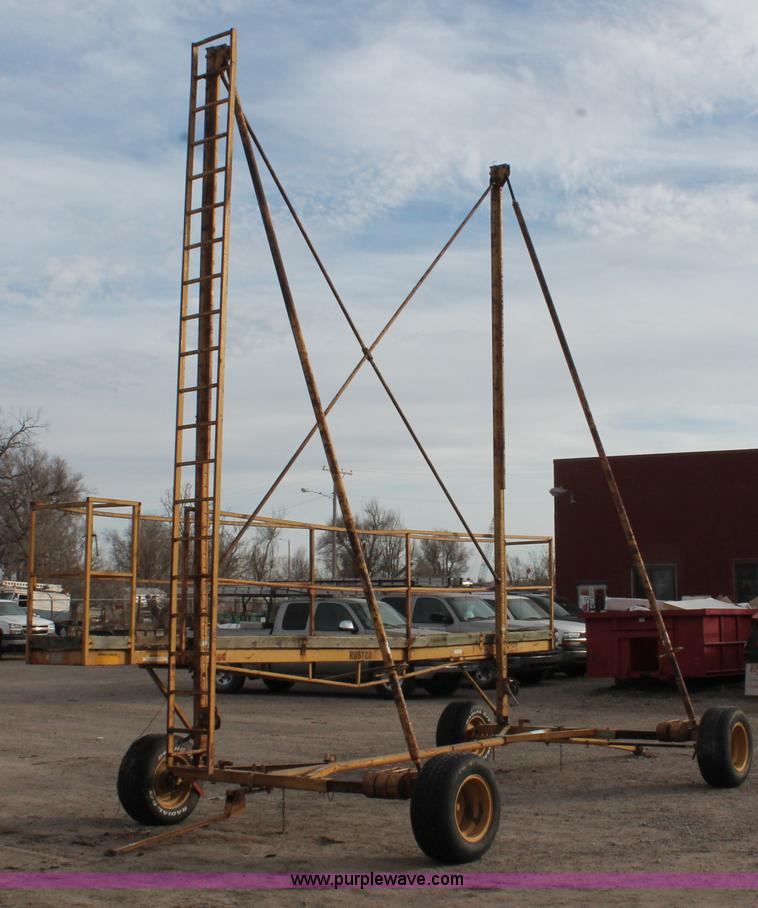 image for item H8351 Rustgo 195 mobile work platform
