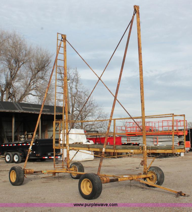 image for item H8351 Rustgo 195 mobile work platform