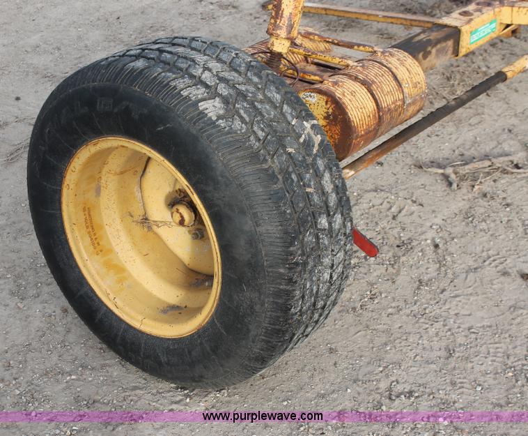 image for item H8351 Rustgo 195 mobile work platform