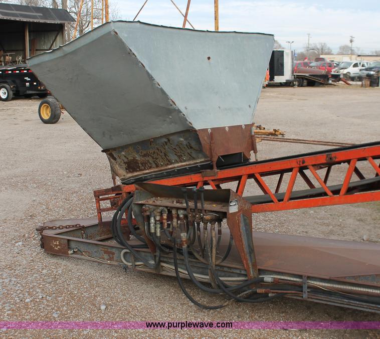 image for item H8352 Clearfield GL-72 mobile conveyor