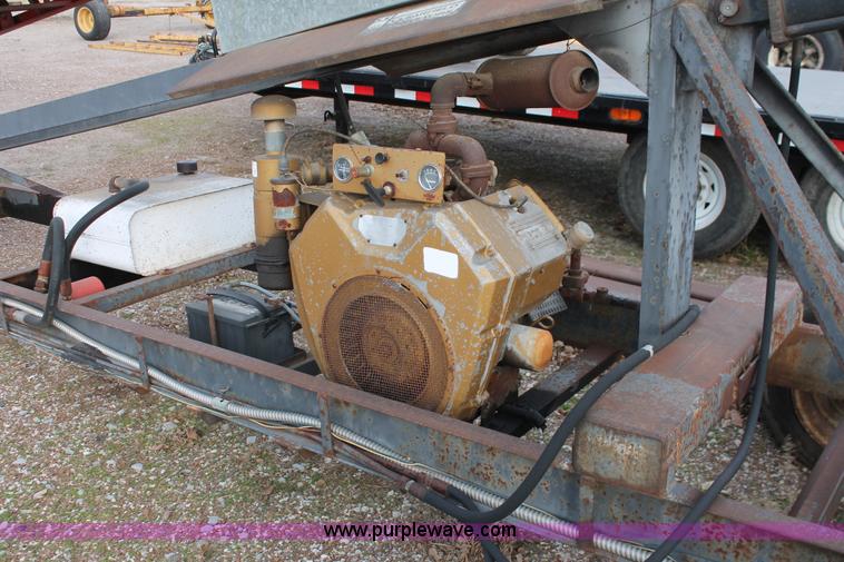 image for item H8352 Clearfield GL-72 mobile conveyor