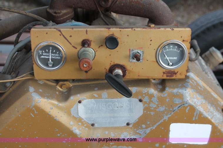 image for item H8352 Clearfield GL-72 mobile conveyor