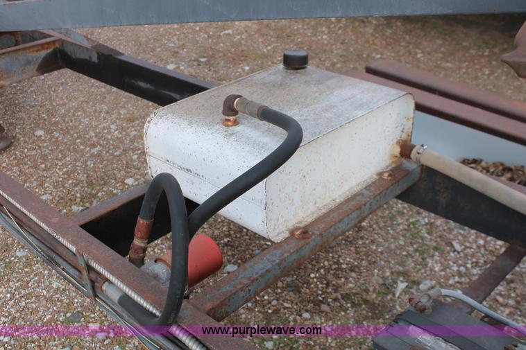 image for item H8352 Clearfield GL-72 mobile conveyor