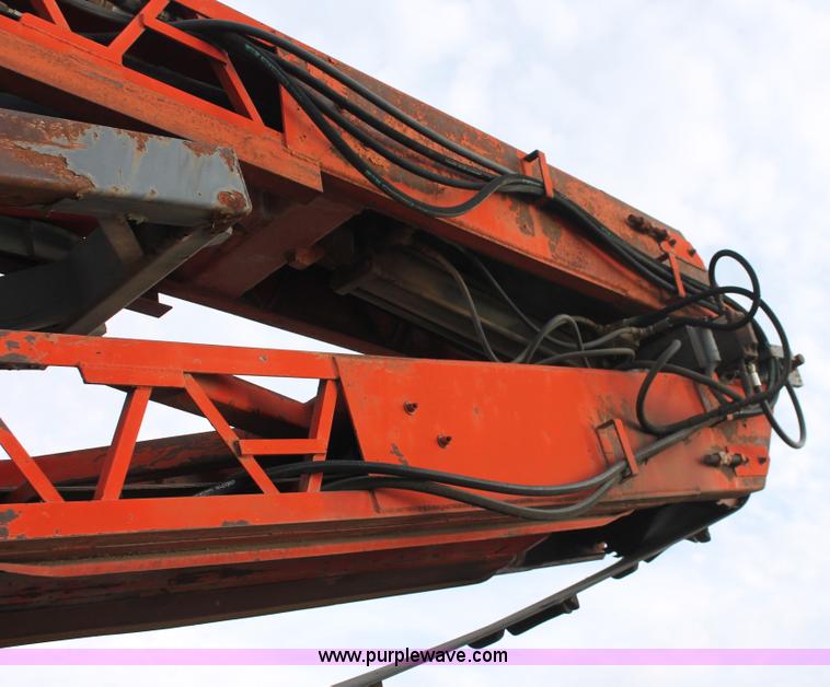 image for item H8352 Clearfield GL-72 mobile conveyor