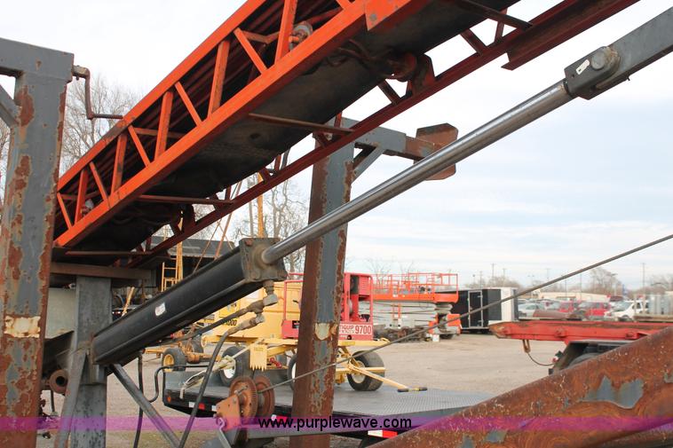 image for item H8352 Clearfield GL-72 mobile conveyor