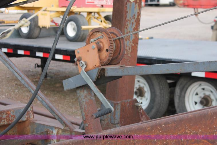 image for item H8352 Clearfield GL-72 mobile conveyor