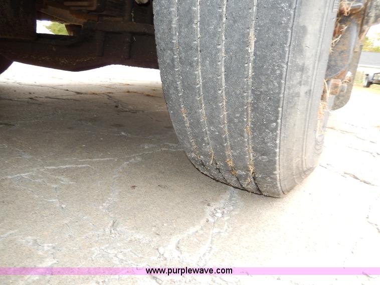 image for item H9584 1996 Blue Bird school bus