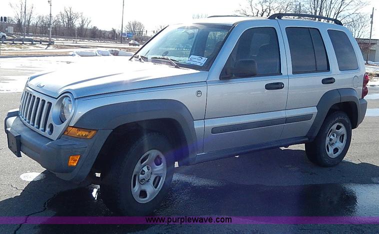 image for item I9459 2005 Jeep Liberty SUV