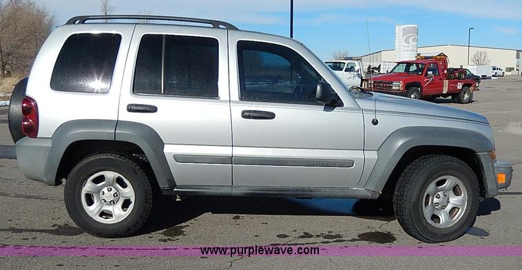 image for item I9459 2005 Jeep Liberty SUV