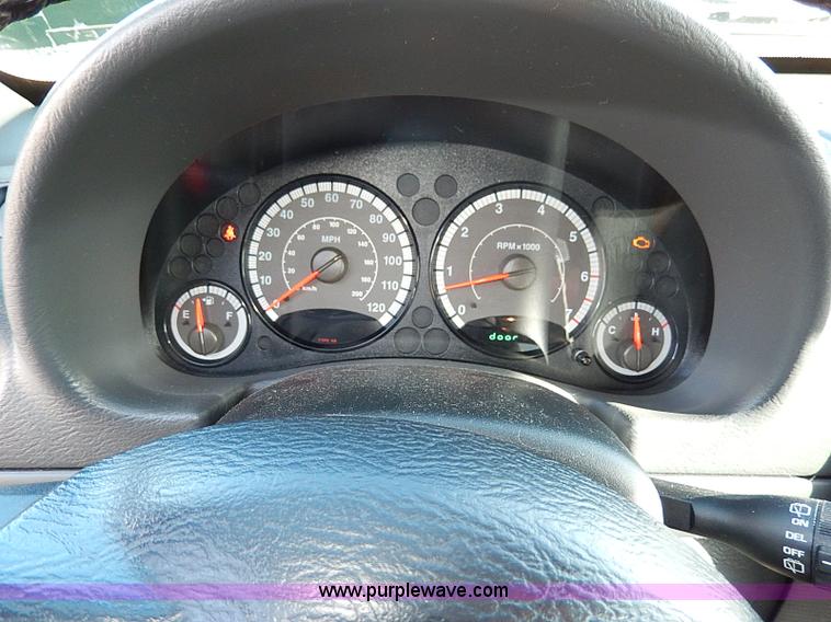 image for item I9459 2005 Jeep Liberty SUV