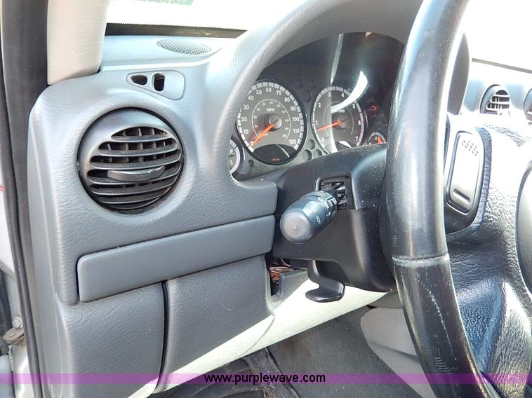 image for item I9459 2005 Jeep Liberty SUV