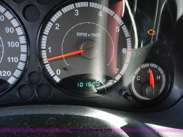 image for item I9459 2005 Jeep Liberty SUV