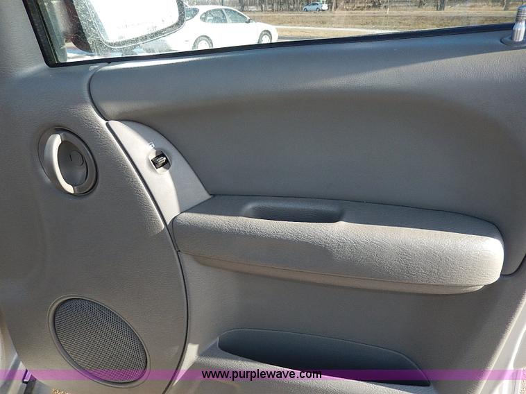 image for item I9459 2005 Jeep Liberty SUV