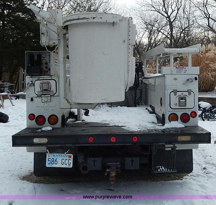 image for item I9467 1996 Ford F450 Super Duty bucket truck