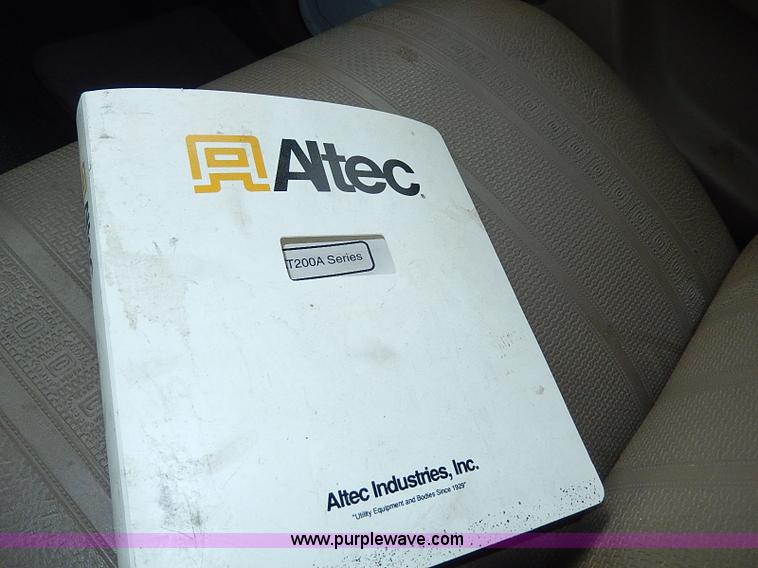 image for item I9467 1996 Ford F450 Super Duty bucket truck