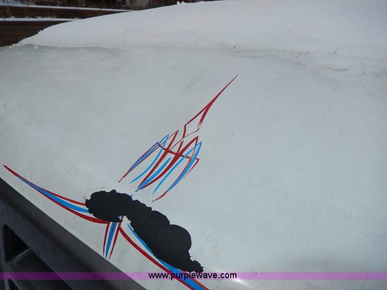 image for item I9467 1996 Ford F450 Super Duty bucket truck