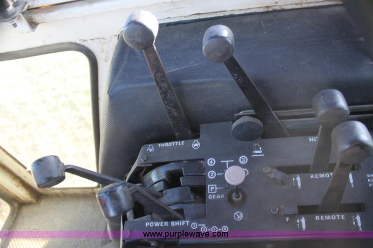 image for item AE9084 1979 Case 2090 tractor