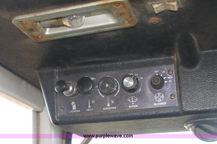 image for item AE9084 1979 Case 2090 tractor