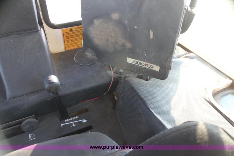 image for item AE9084 1979 Case 2090 tractor