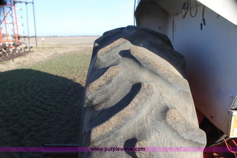 image for item AE9084 1979 Case 2090 tractor