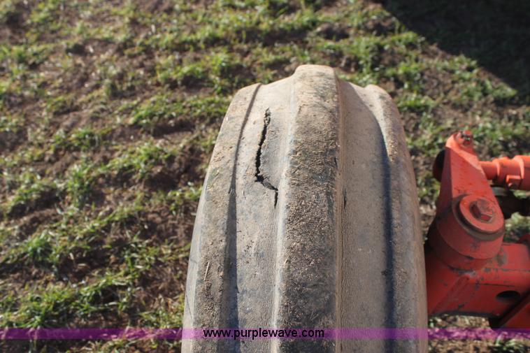 image for item AE9084 1979 Case 2090 tractor