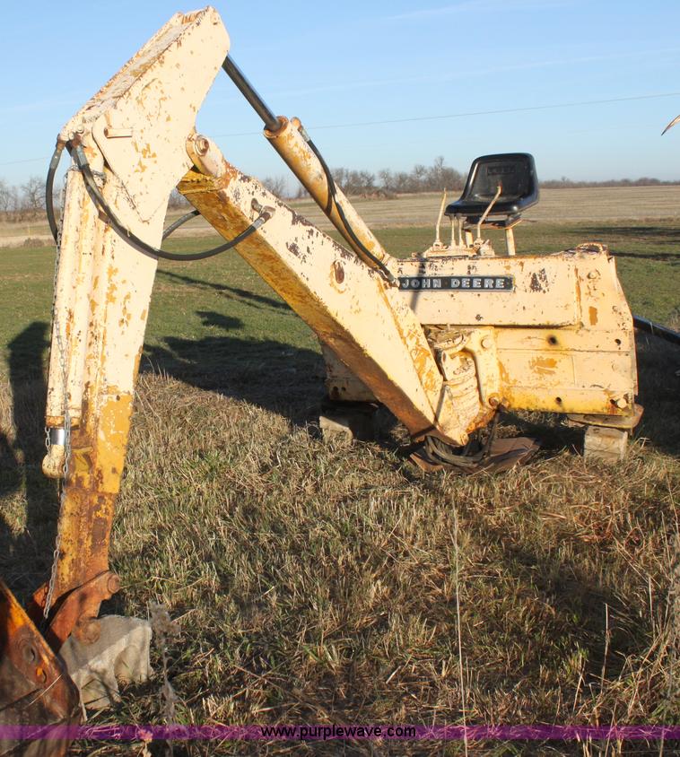 image for item AE9085 John Deere 51 backhoe attachment