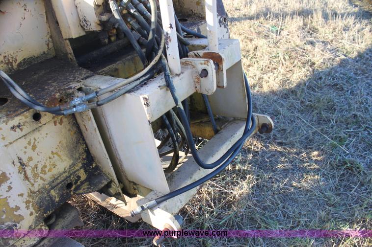 image for item AE9085 John Deere 51 backhoe attachment