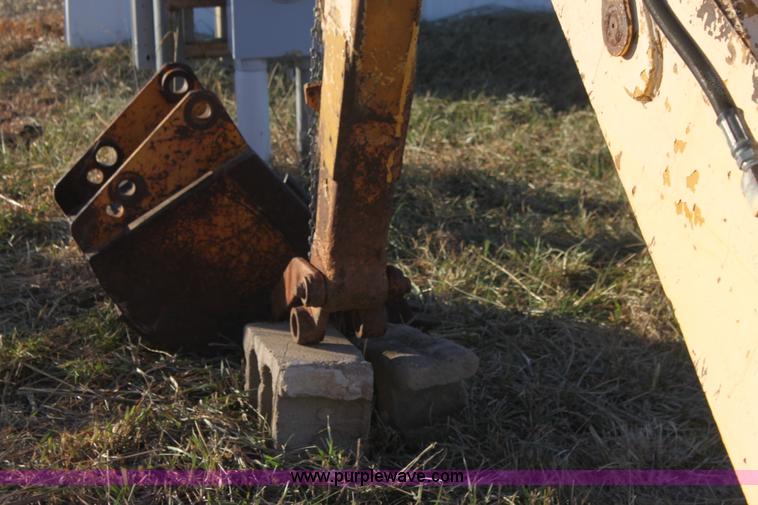 image for item AE9085 John Deere 51 backhoe attachment