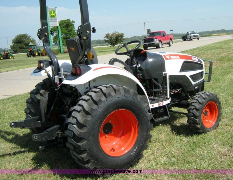 image for item C1685 2012 Bobcat CT235 MFWD tractor