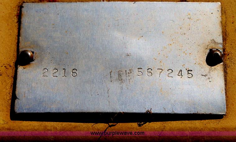 image for item C3671 1995 New Holland 2550 swather