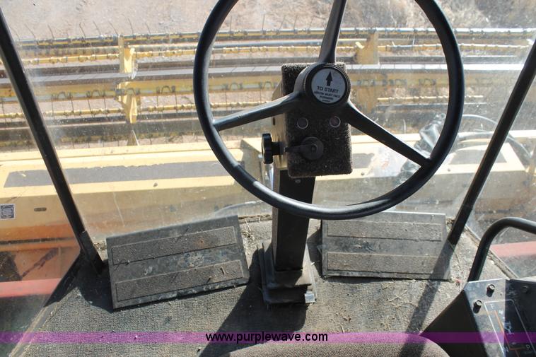 image for item C3671 1995 New Holland 2550 swather